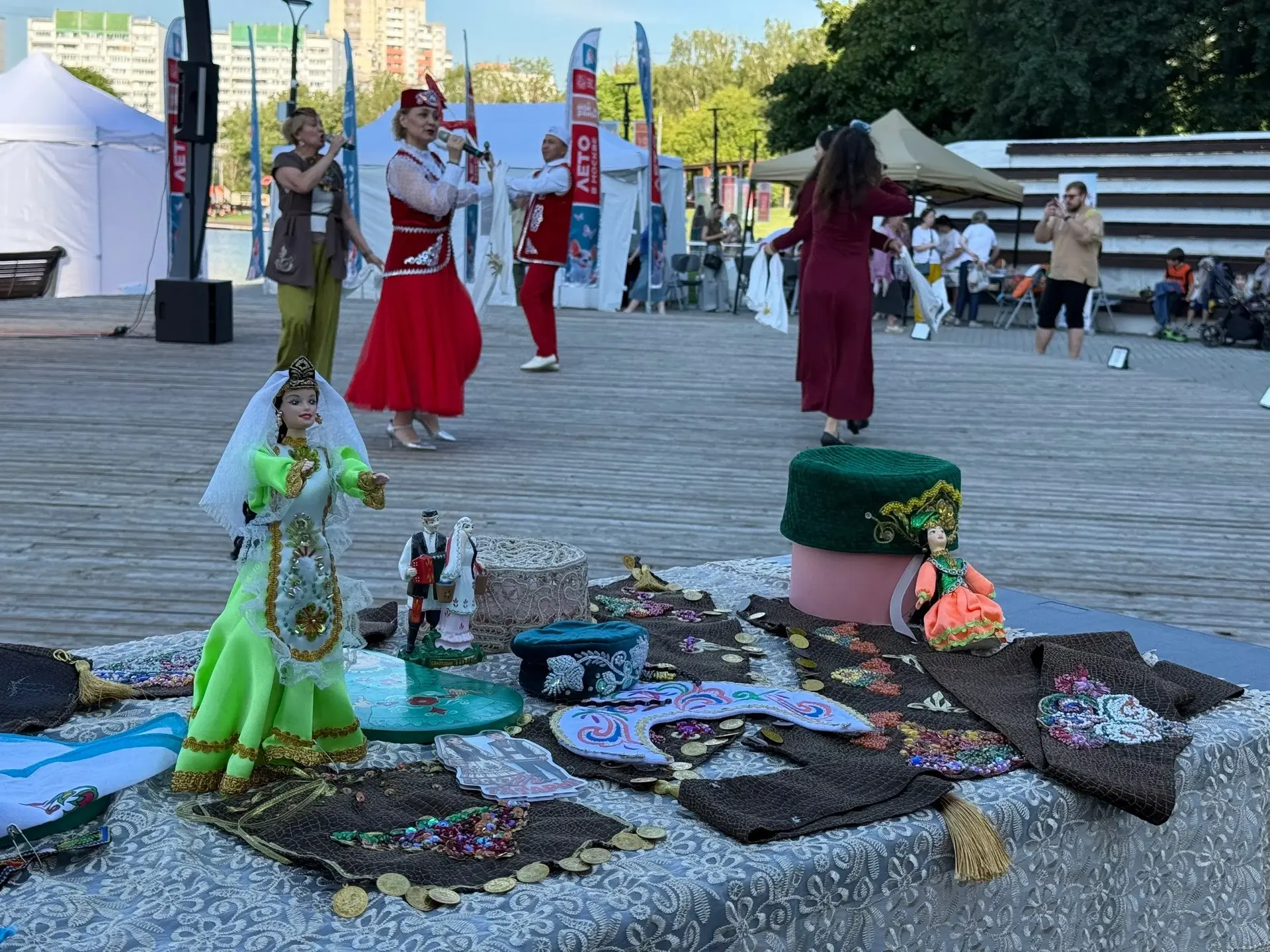 ☀️ «Лето в Москве» на Коньковских прудах: как прошло открытие и что ждёт вас дальше

🎉 В эти выходн