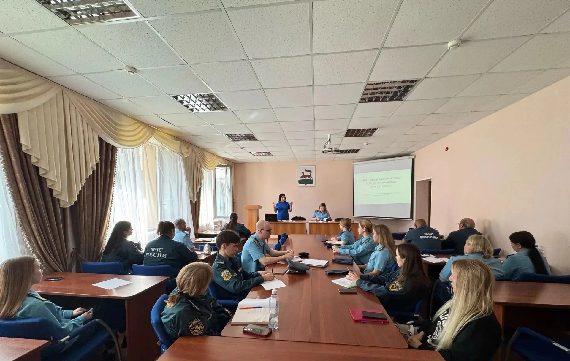 Мероприятия по служебной подготовке регулярно проходят в каждом подразделении Управлени...