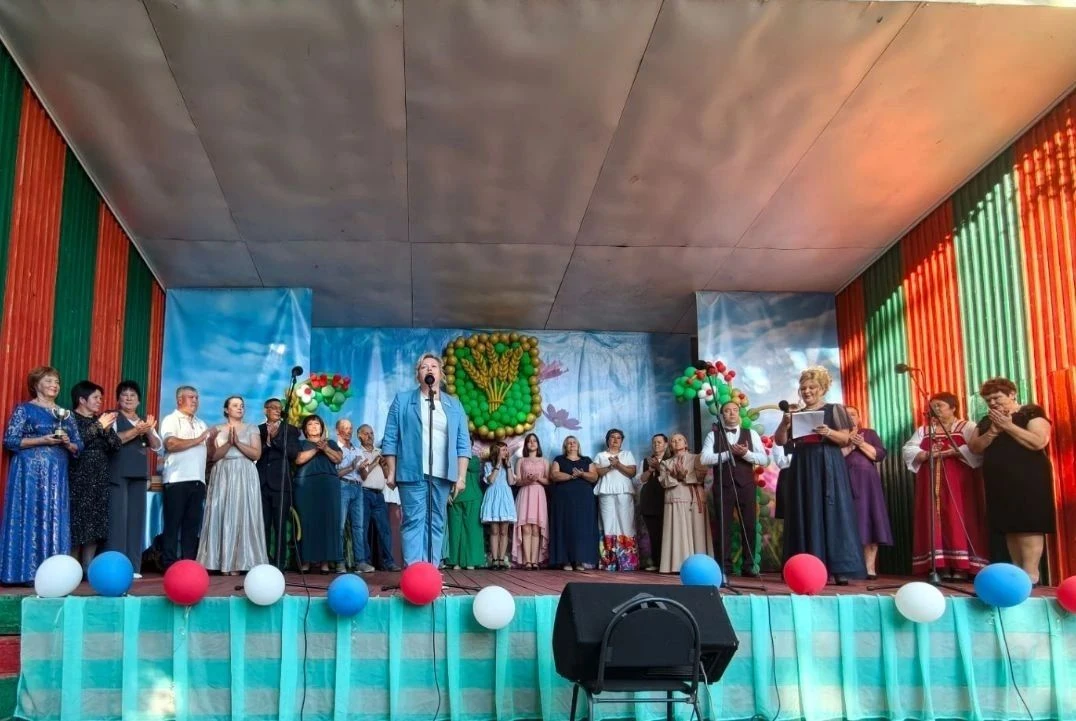 🌟  На Зеленой эстраде Городского парка культуры и отдыха в Острогожском районе состоял...