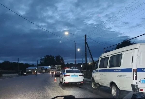 Под Курском жесткое ДТП осложнило движение по федеральной трассе