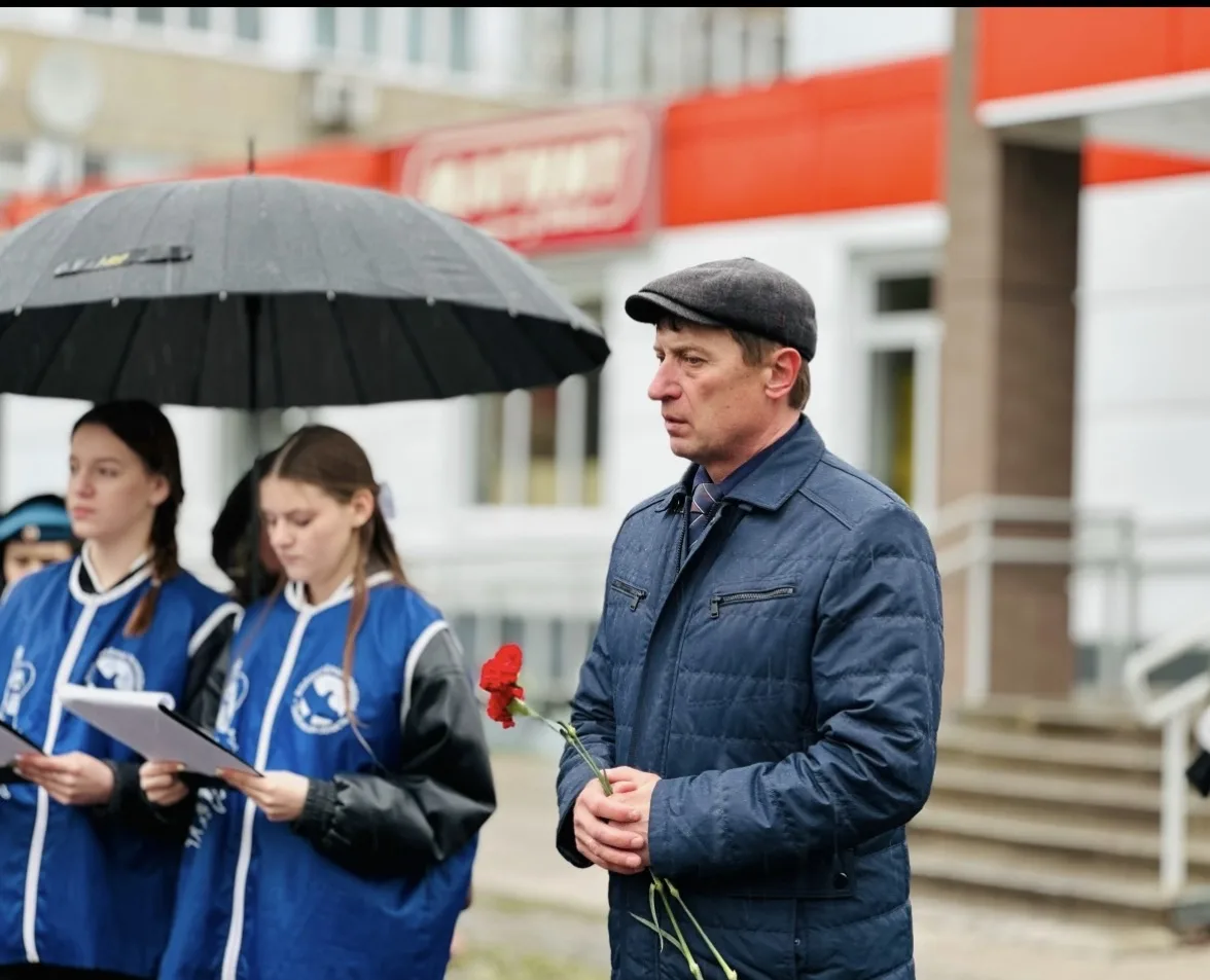 🎗️Сегодня у памятника жертвам ядерных аварий и катастроф прошел митинг, посвященный подвигу ликвидат