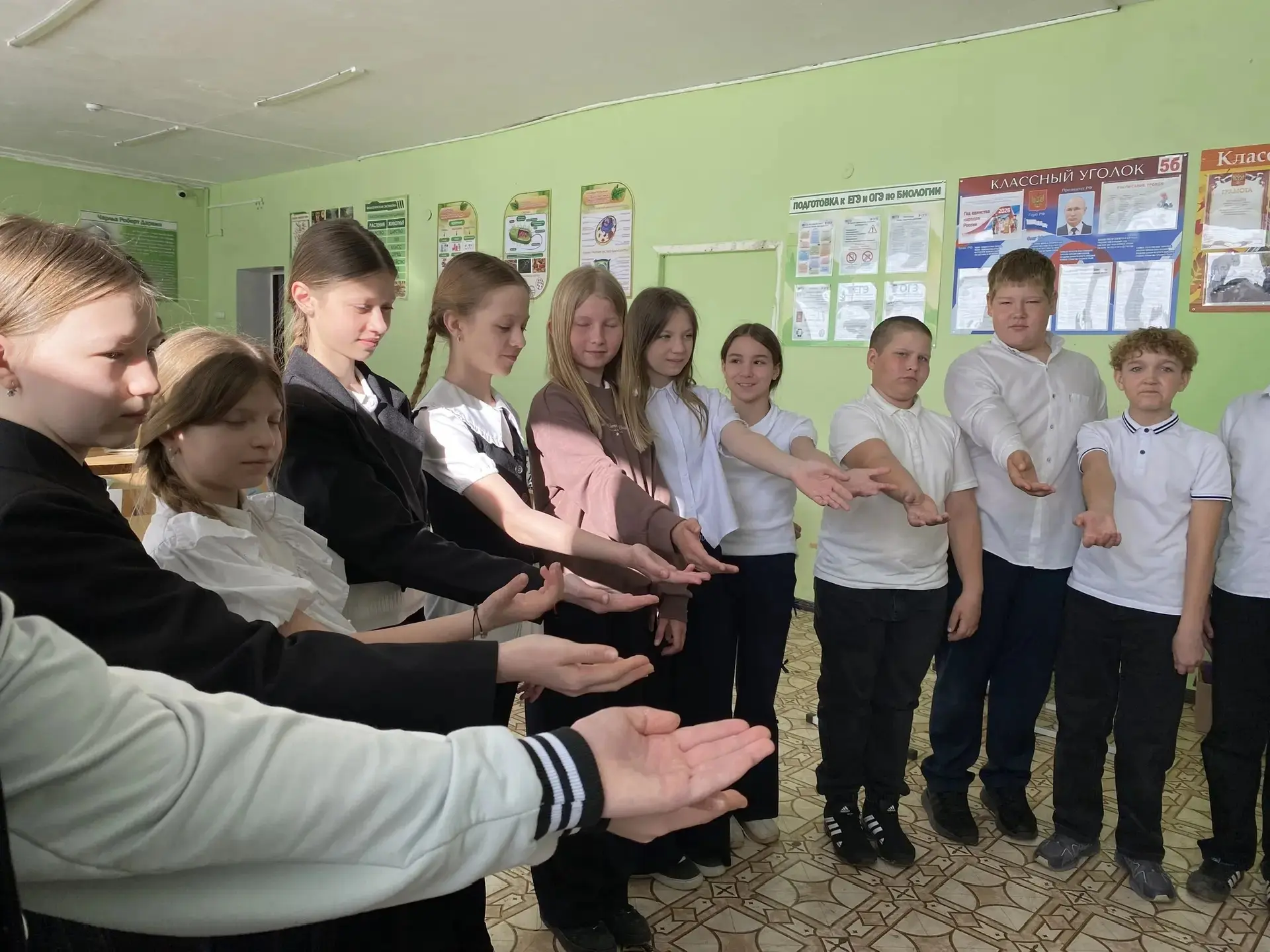 Неделя Психологии в разгаре. Сегодня в школе 3 прошла интерактивная профориентационная игра «Формула