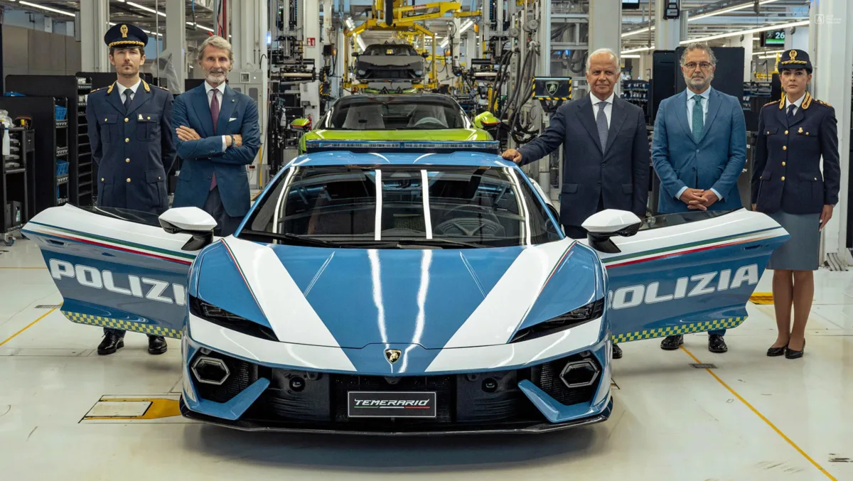 Lamborghini Temerario Polizia: 907-сильный суперкар для спасения жизней