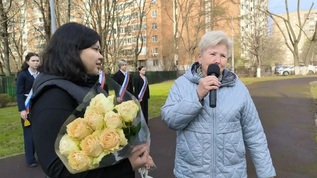 🏆 Учитель нашей школы - победитель конкурса "Педагог года Москвы 2026"!  🥇 Учитель нашей школы Джума