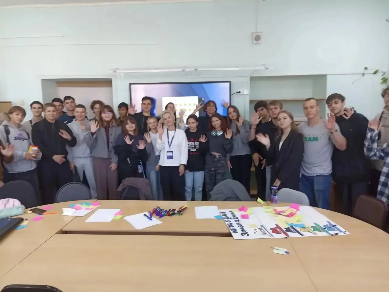 🎓 5-е заседание Международного студенческого клуба: когда «Колобок» становится стартапом!