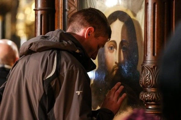 Когда одного византийского святого X века спросили, как надо молиться, он сказал: «Моли...