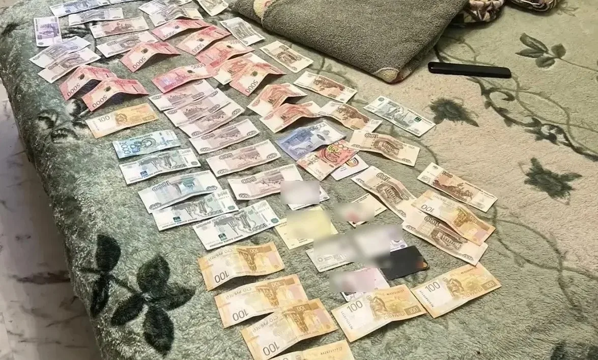 В Оренбургском районе пожилой пассажир такси умыкнул чужое увесистое портмоне