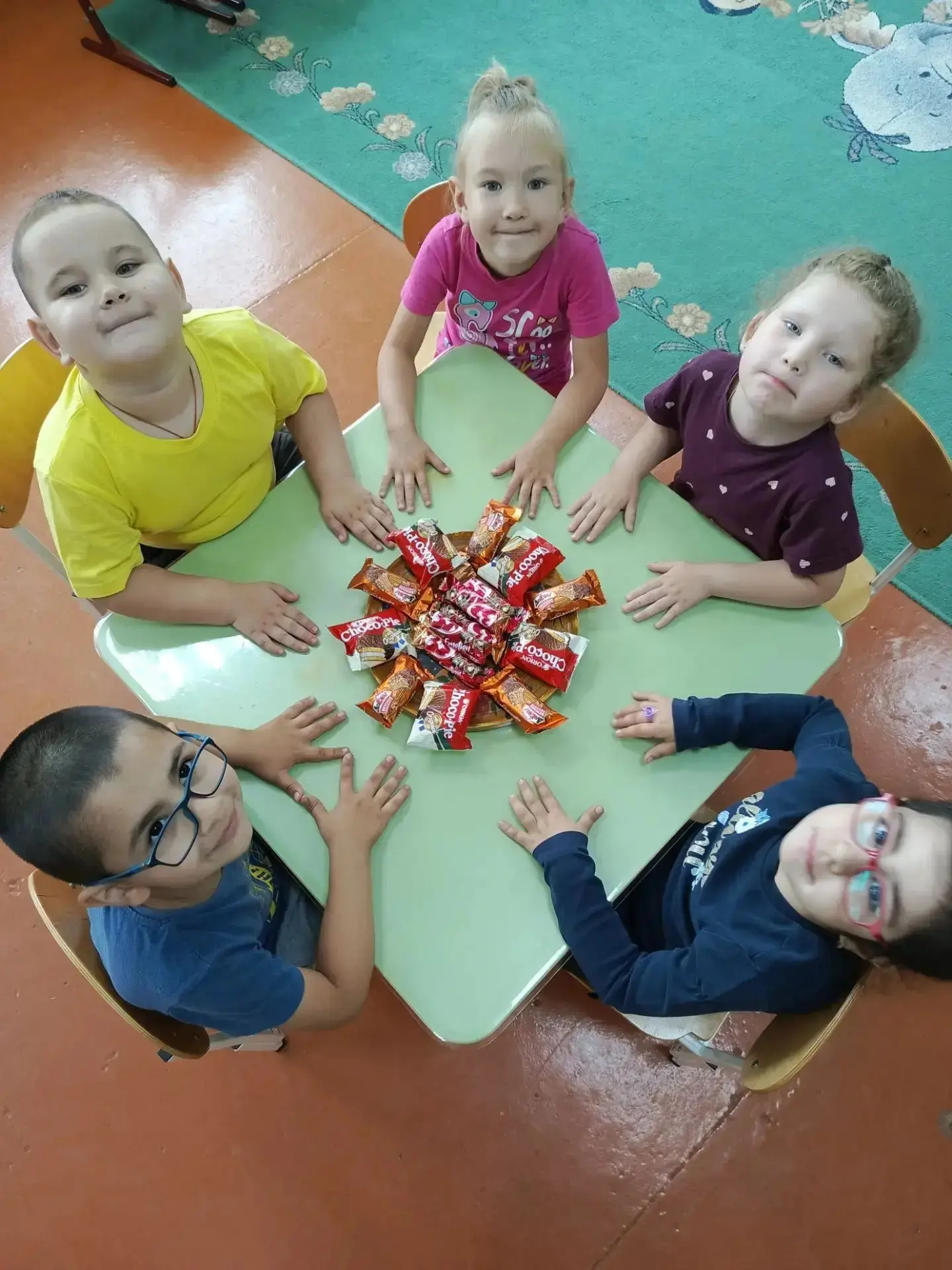 🍫 11 июля — Всемирный день шоколада!

  Сегодня в нашем детском саду прошёл вкусный и познавательны