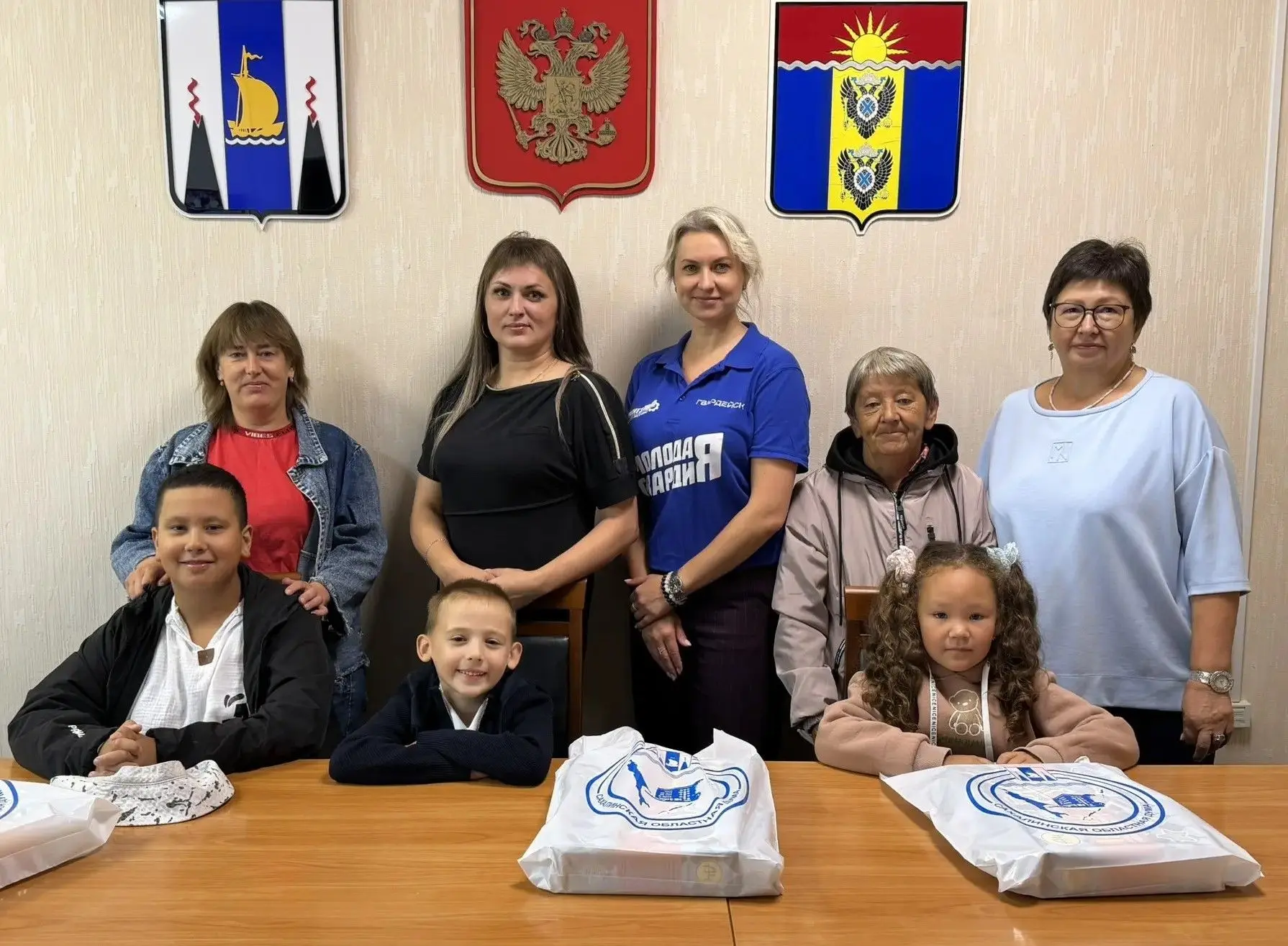 🎒 В рамках акции «Собери ребенка в школу» оказана поддержка первоклассникам