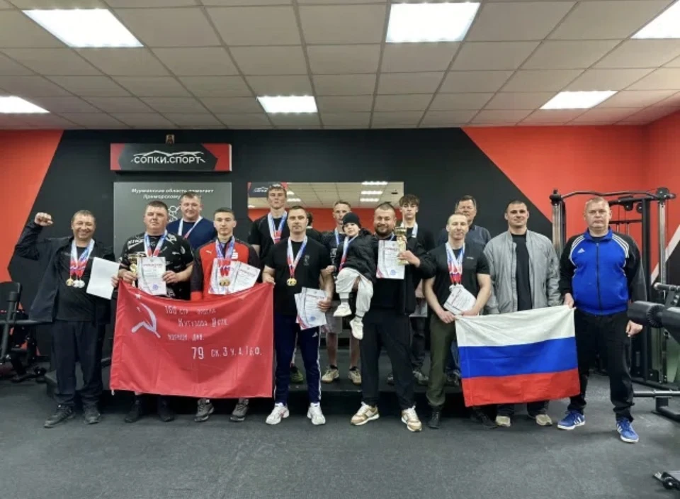 1 мая в городе Приморск на базе тренажёрного зала "Сопки.Спорт" состоялись соревнования...