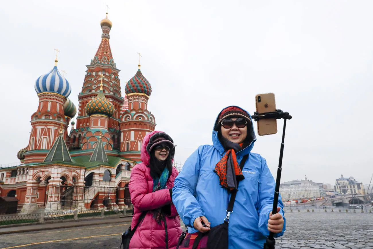 🇷🇺 Более 1100 иностранцев получили российскую «визу традиционных ценностей» в 2025 году.

По данны