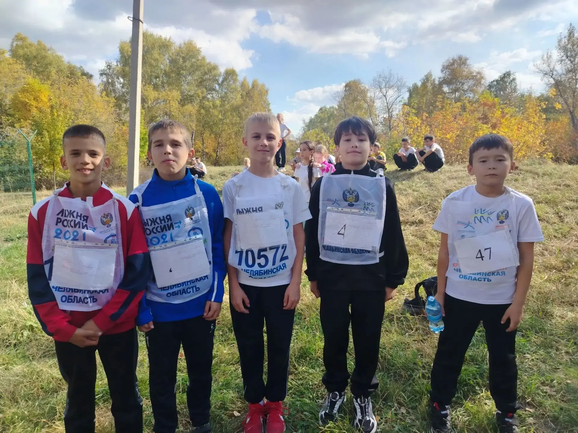 🏃‍♂️ Наши ребята — на старте осеннего кросса! 🏃