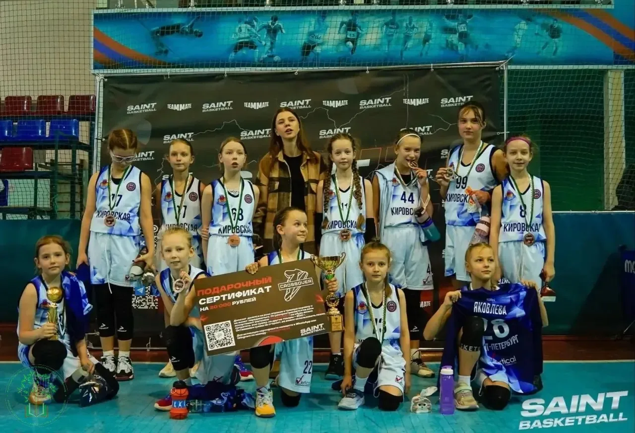 🏆МЫ ГОРДИМСЯ УЧЕНИКАМИ!   Ученицы 3 «А» класса Злата Ворощук и Ульяна Тарманова в составе команды «К