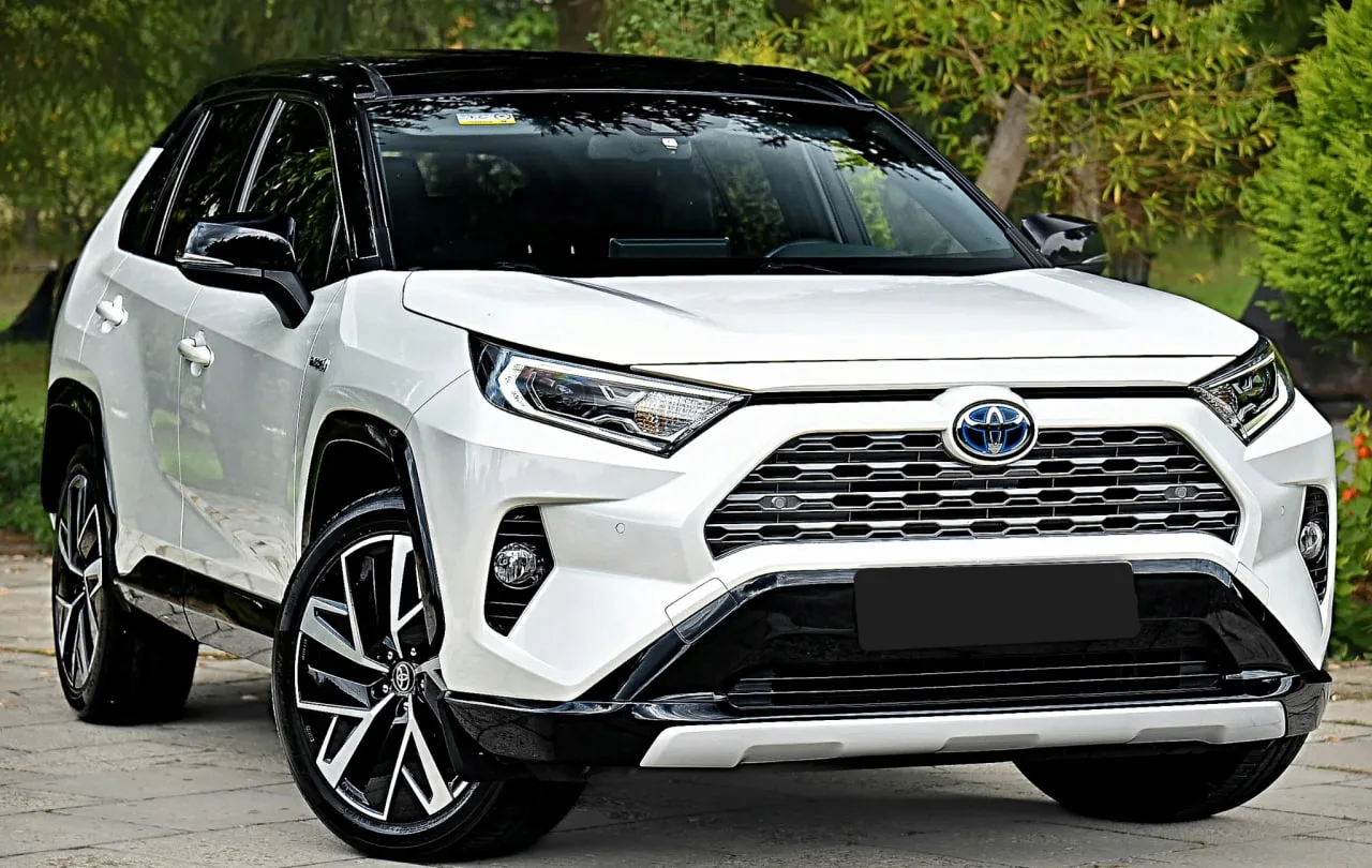 🚘 Toyota RAV4 2.5 Hybrid Black Edition 🚘