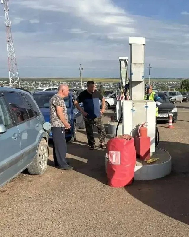 ❗️НПЗ в Орске полностью остановлен после атаки БПЛА, восстановление может занять до пол...