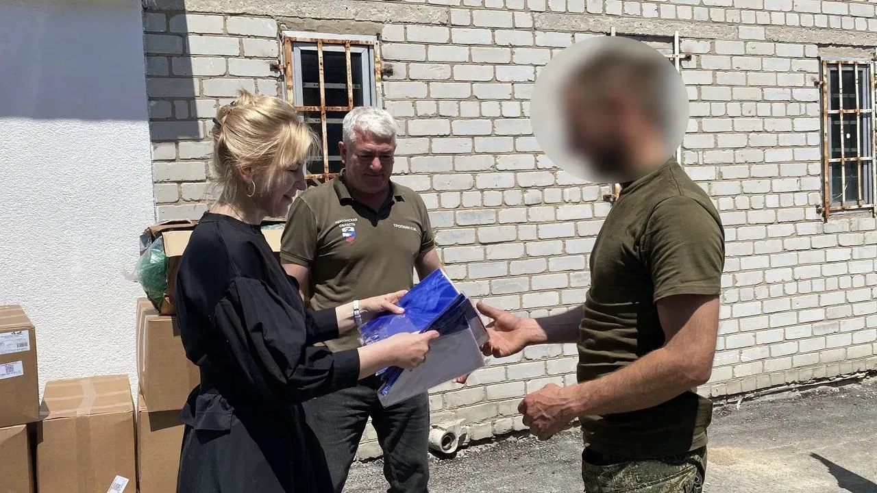 🤝 «Единая Россия» передала помощь военнослужащим, учреждениям культуры и детям Скадовс...