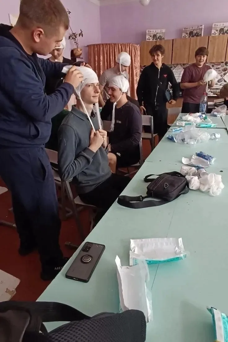 День второй✊учебных сборов в 10-х классах прошел успешно. Ребята тренировались в упражн...