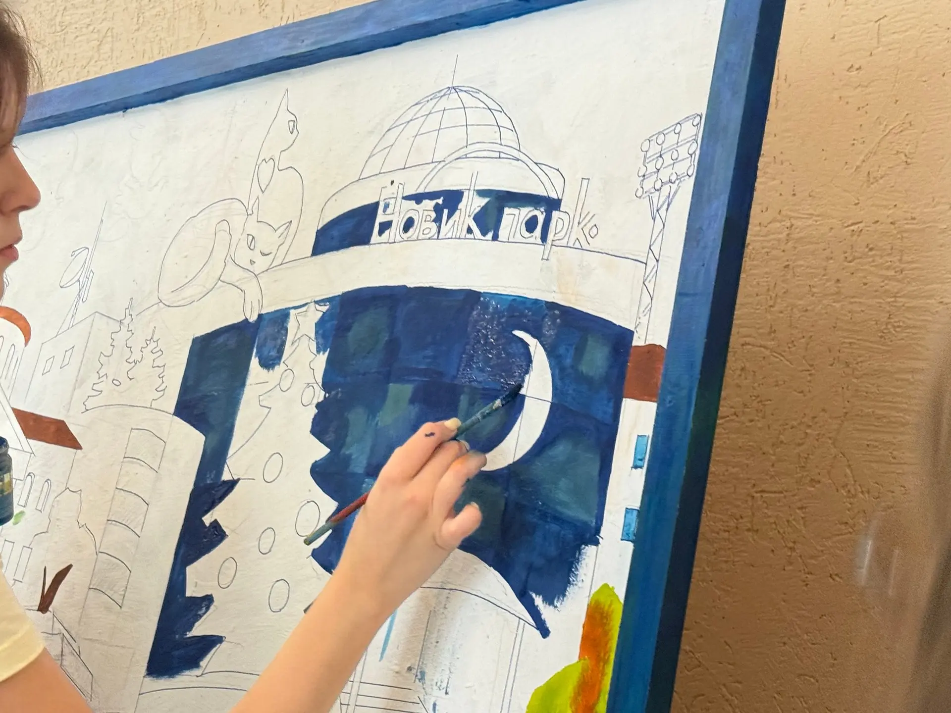🎨Интерактив для всех: холст, музыка и вдохновение ждут вас во Дворце культуры!