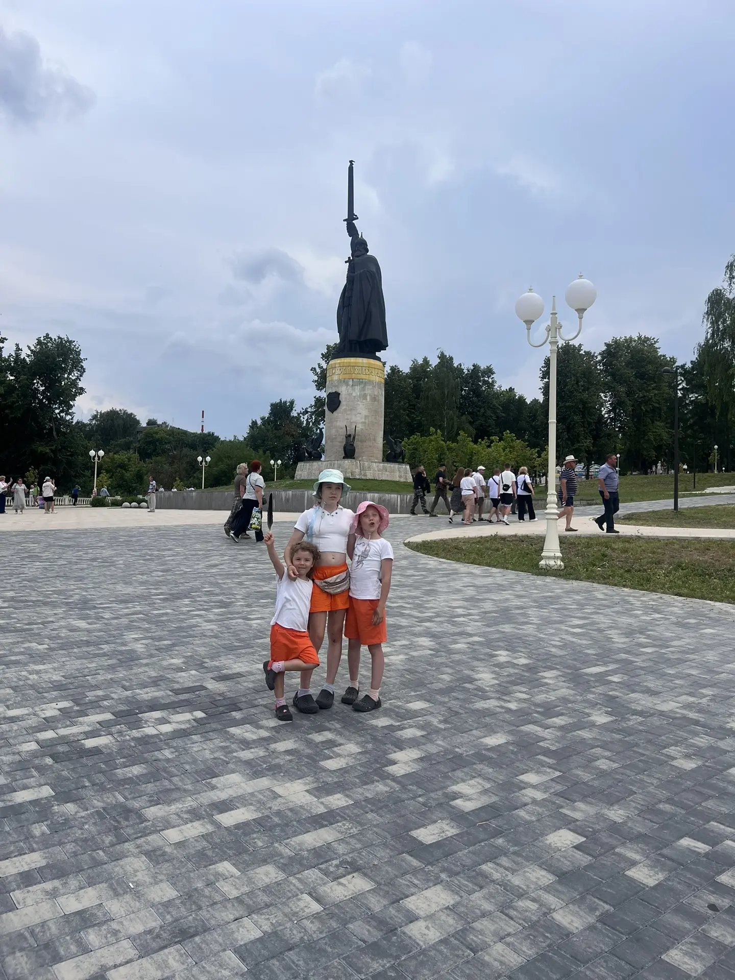 Илья Муромец: а был ли мальчик? 

Главный герой города Мурома это,конечно же, Илья Муромец.
 Самый б