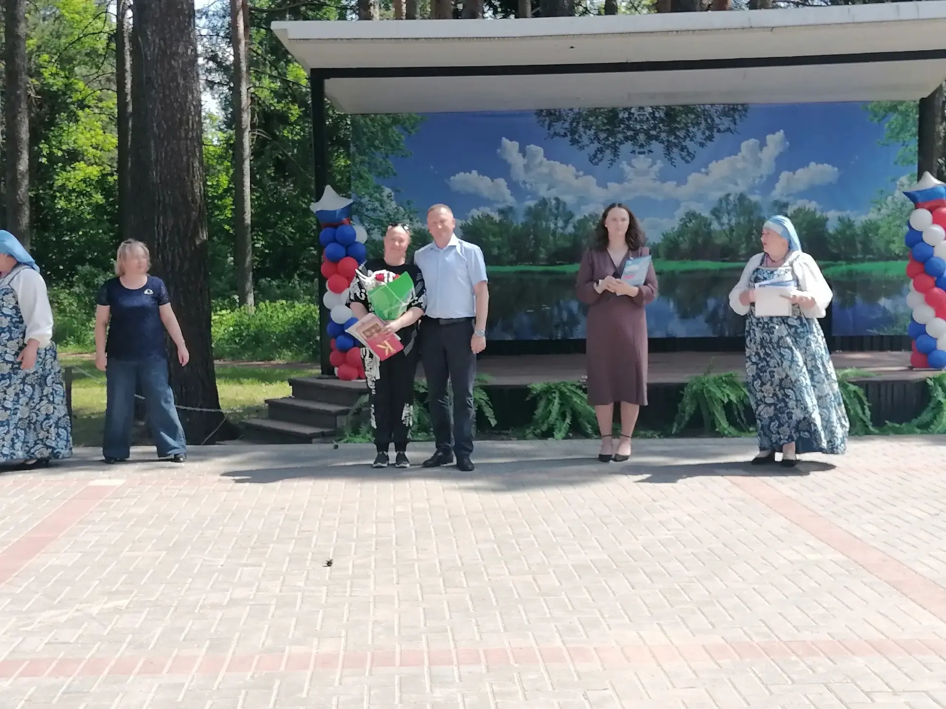 Прекрасна ты, моя Россия!

🇷🇺 11 и 12 июня на уличных площадках домов культуры села Порошино и пос