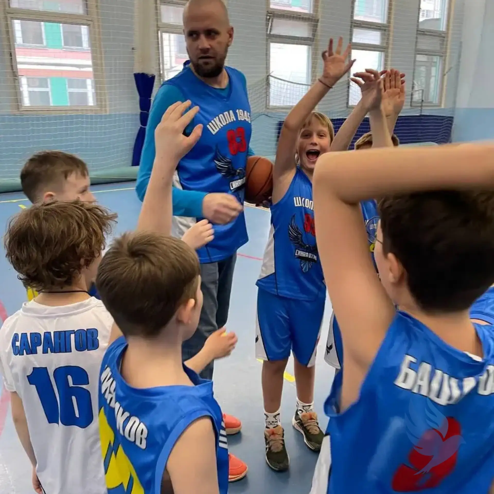 🏀 Серебро «Победного мяча»: команда нашей школы — в числе лучших! 🥈  5 марта прошли решающие игры сп