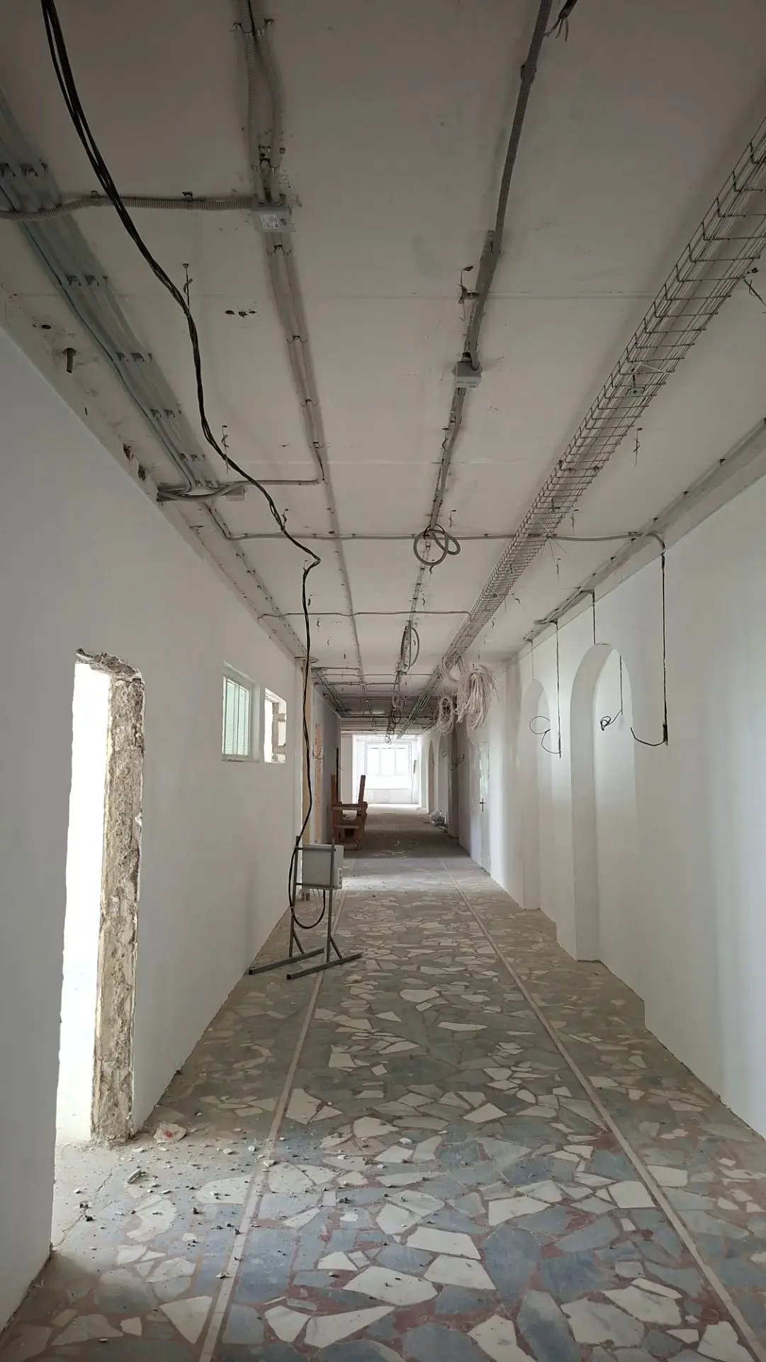 Продолжаем делиться новостями о капитальном ремонте! 👷‍♂️

Сегодня на объекте состоялся масштабный 