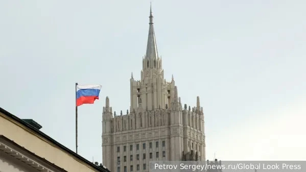 Никакой угрозы в заявлении МИД России нет, это указание на то, что нужно подумать о соб...