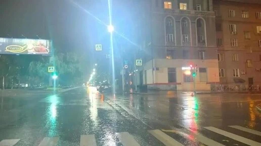 В Новосибирске водитель Daewoo сбил пешехода, врезался в Lexus и поехал дальше