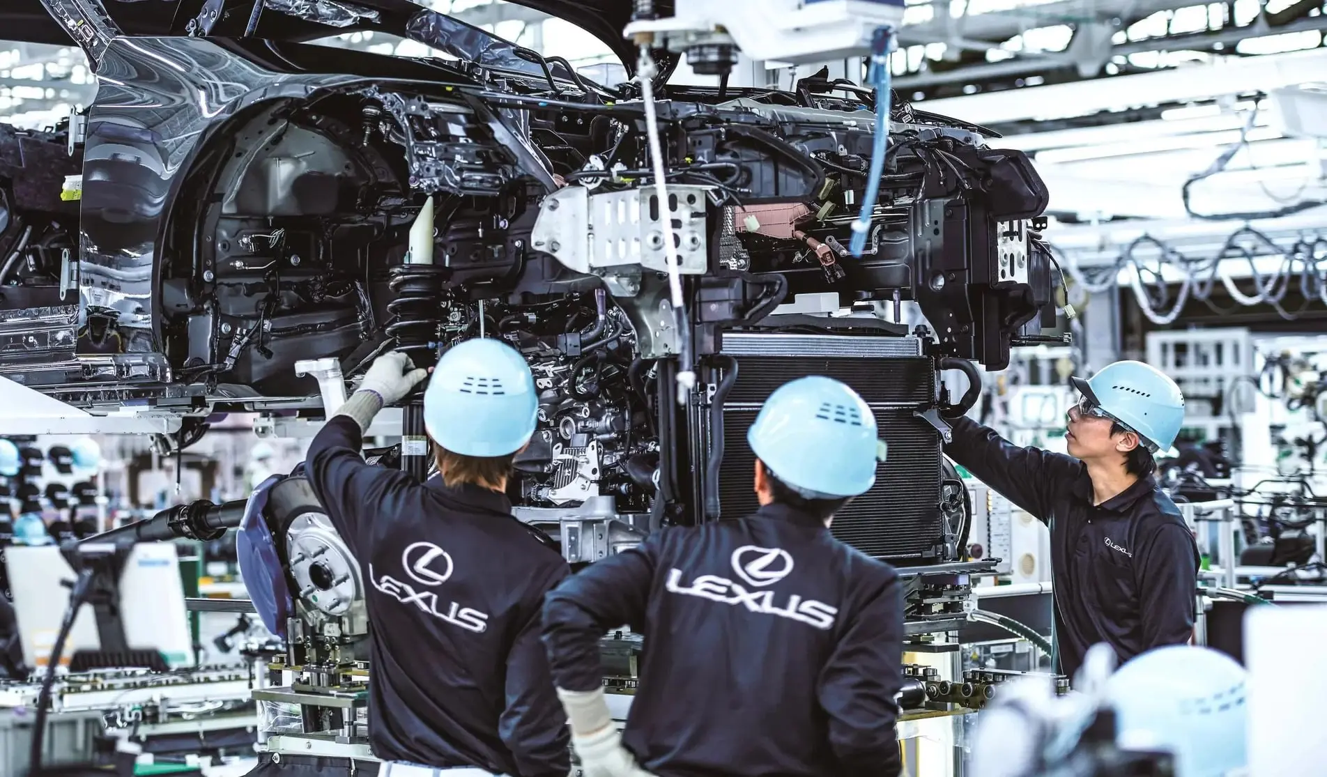 Toyota вложит $2 млрд в первый завод Lexus в Китае