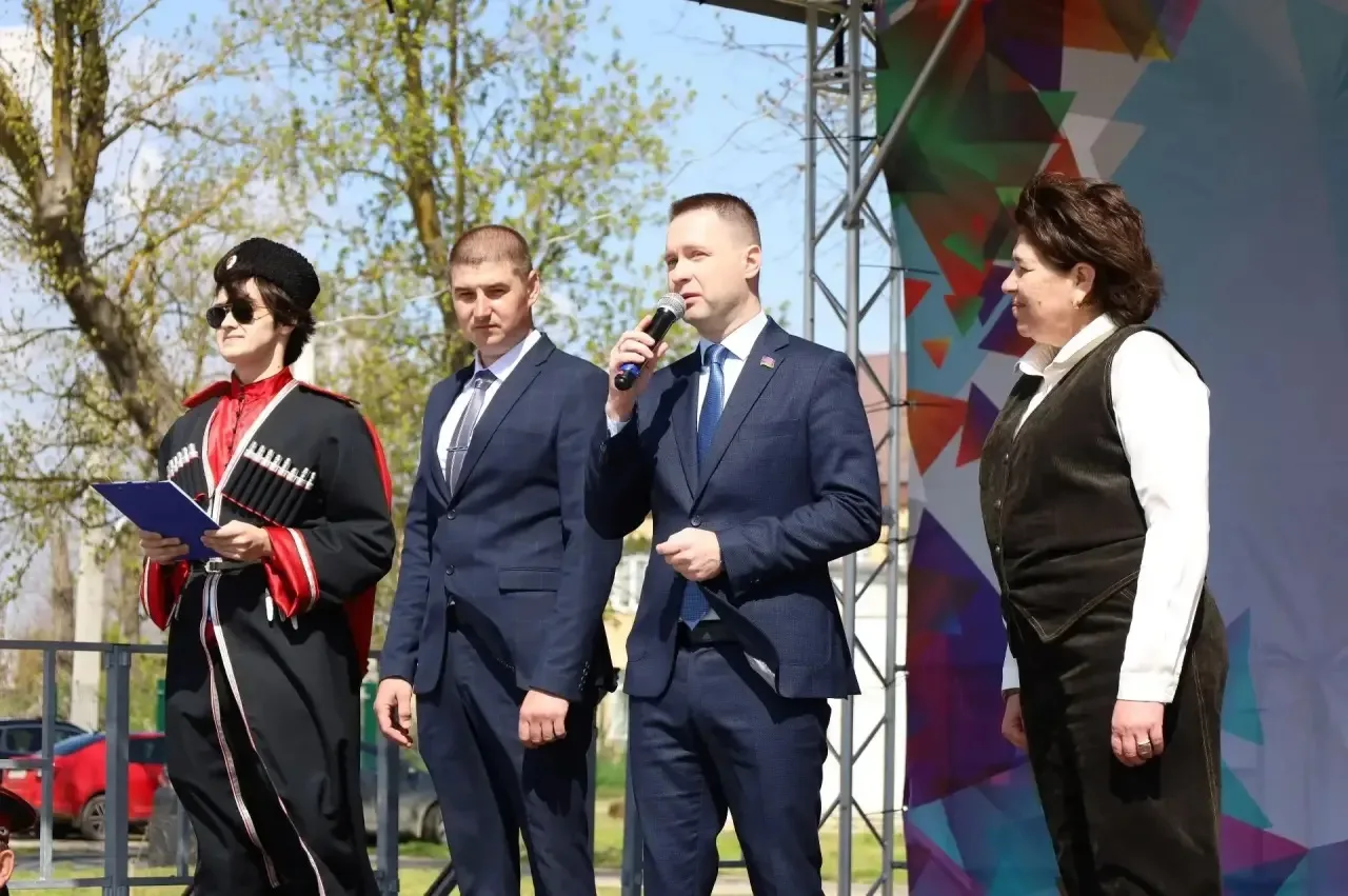 С кубанским колоритом   Сегодня наш район принимал иностранную делегацию. Представители 20 стран мир