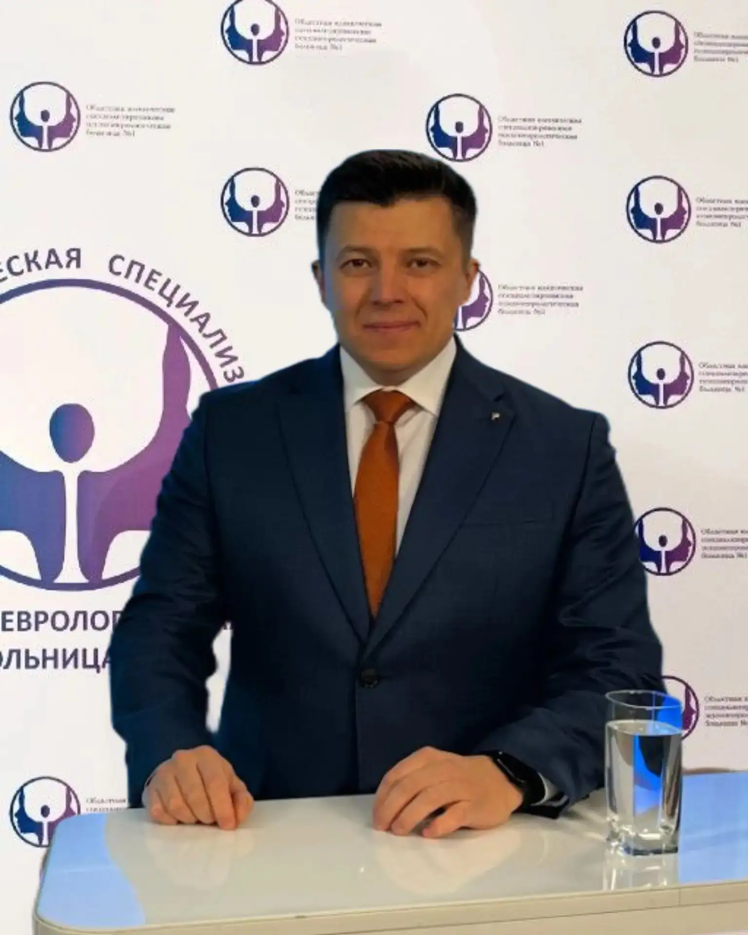 Дорогие друзья!
От всего сердца поздравляю с Днём России!

Наша страна — это не только земли и грани