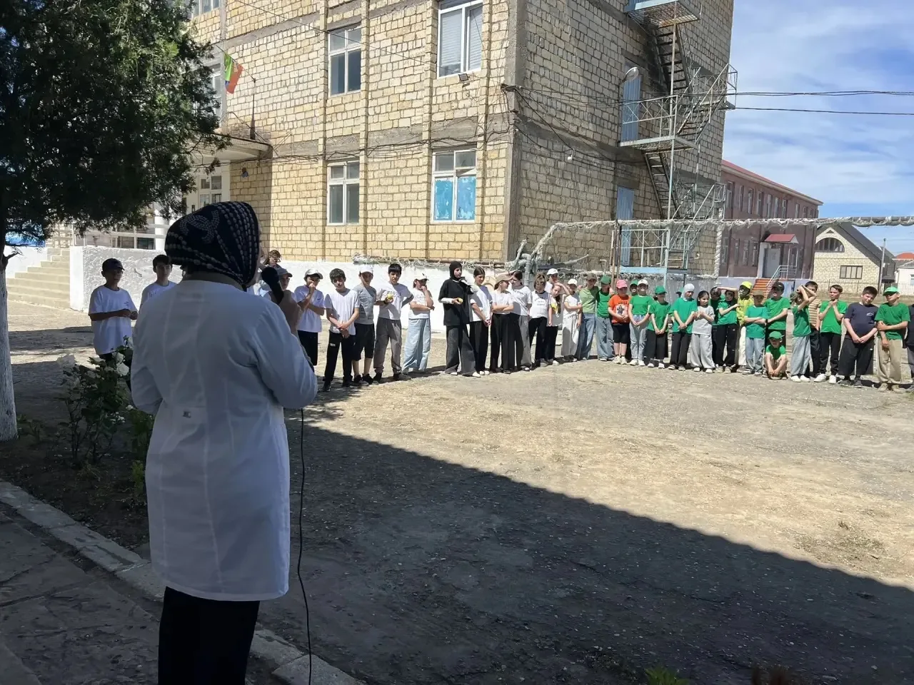 Урок безопасности на тему :«Мои безопасные каникулы»