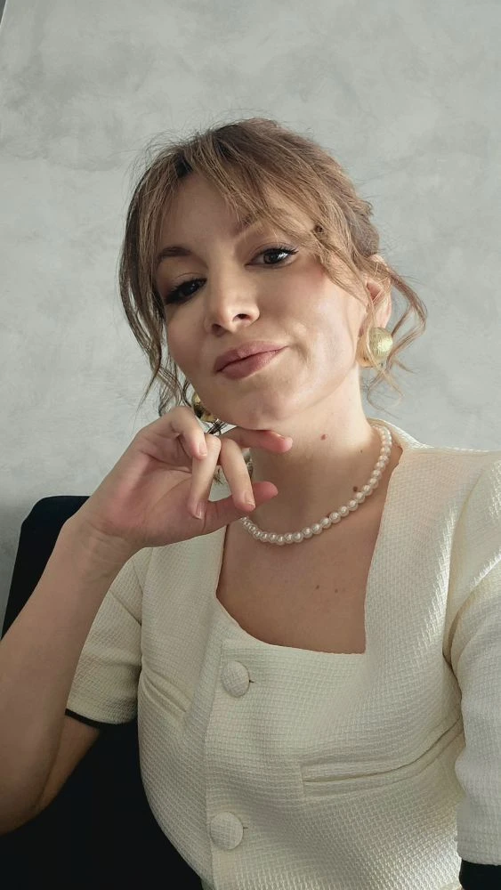 Сегодня ходила на фотосессию для блога. В этом образе чувствовала себя директором крупн...