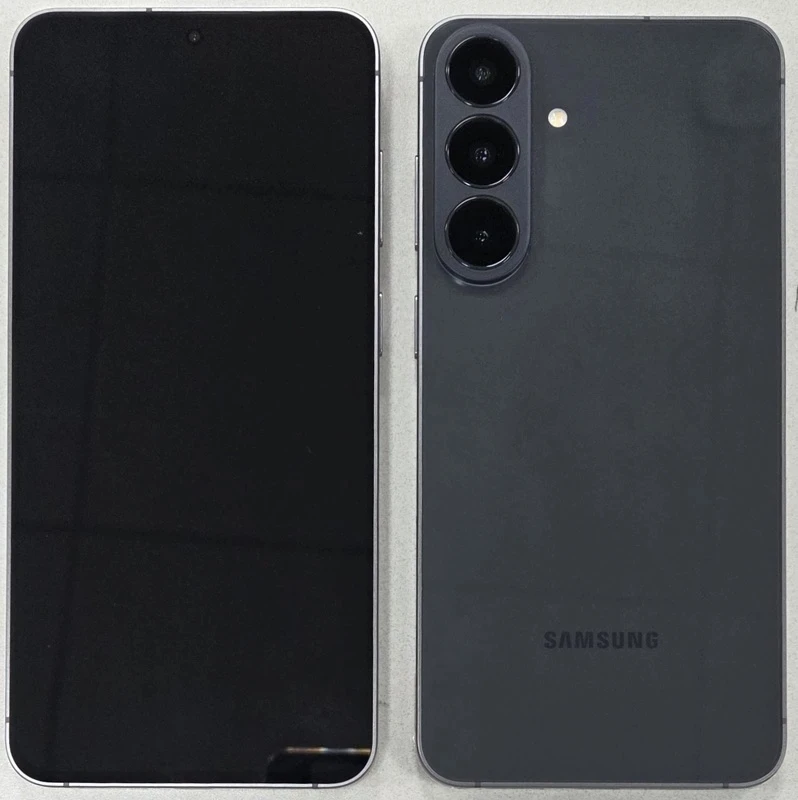 Samsung Galaxy S26 FE показали на фото

Новинка будет представлена в августе - сентябре