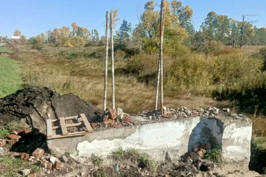Жители Белогорска с тревогой наблюдают за реконструкцией подъезда к второму по величине...