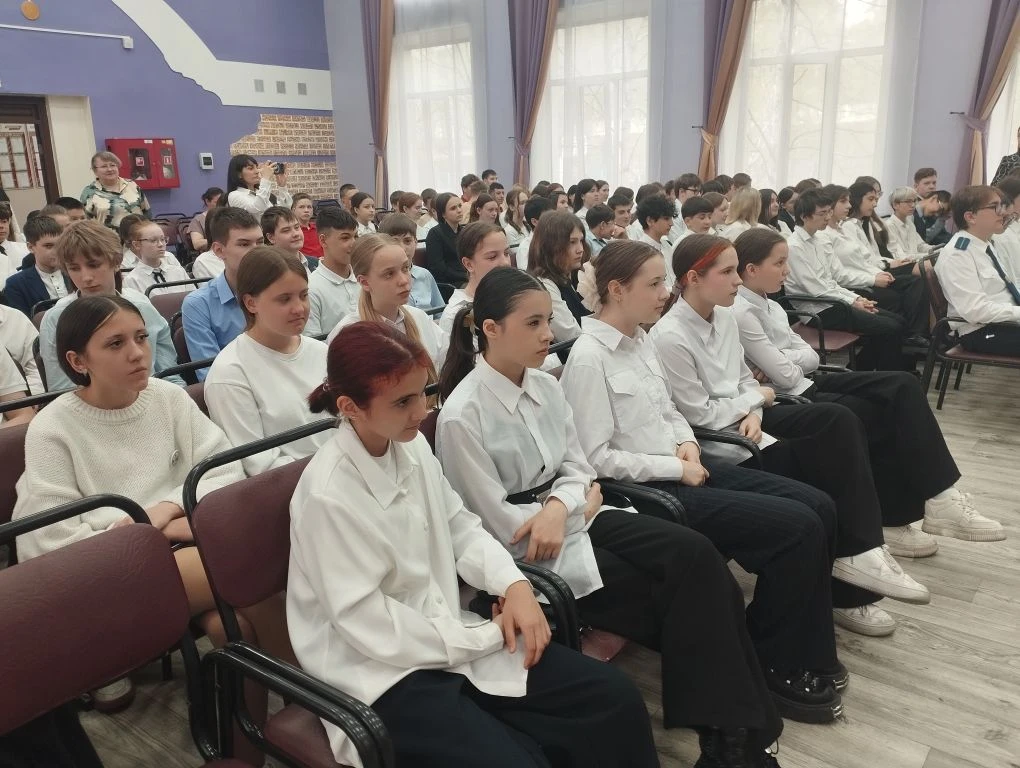 Итоговые линейки 2026  22 мая 2026 года в актовом зале МОАУ ГИМНАЗИЯ №2 прошли торжественные линейки
