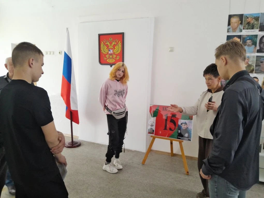 14 мая Дебальцевский городской музей посетили студенты ГБПОУ «Дебальцевский многопрофил...