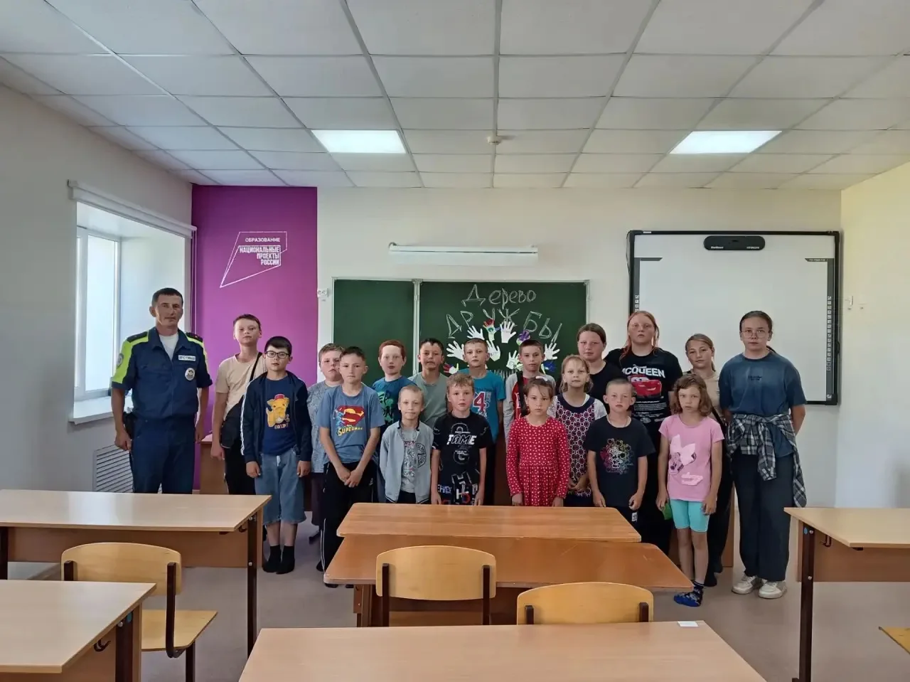 Вчера наш пришкольный лагерь «Улыбка» посетил Начальник отделения Госавтоинспекции ОМВД России по Ка