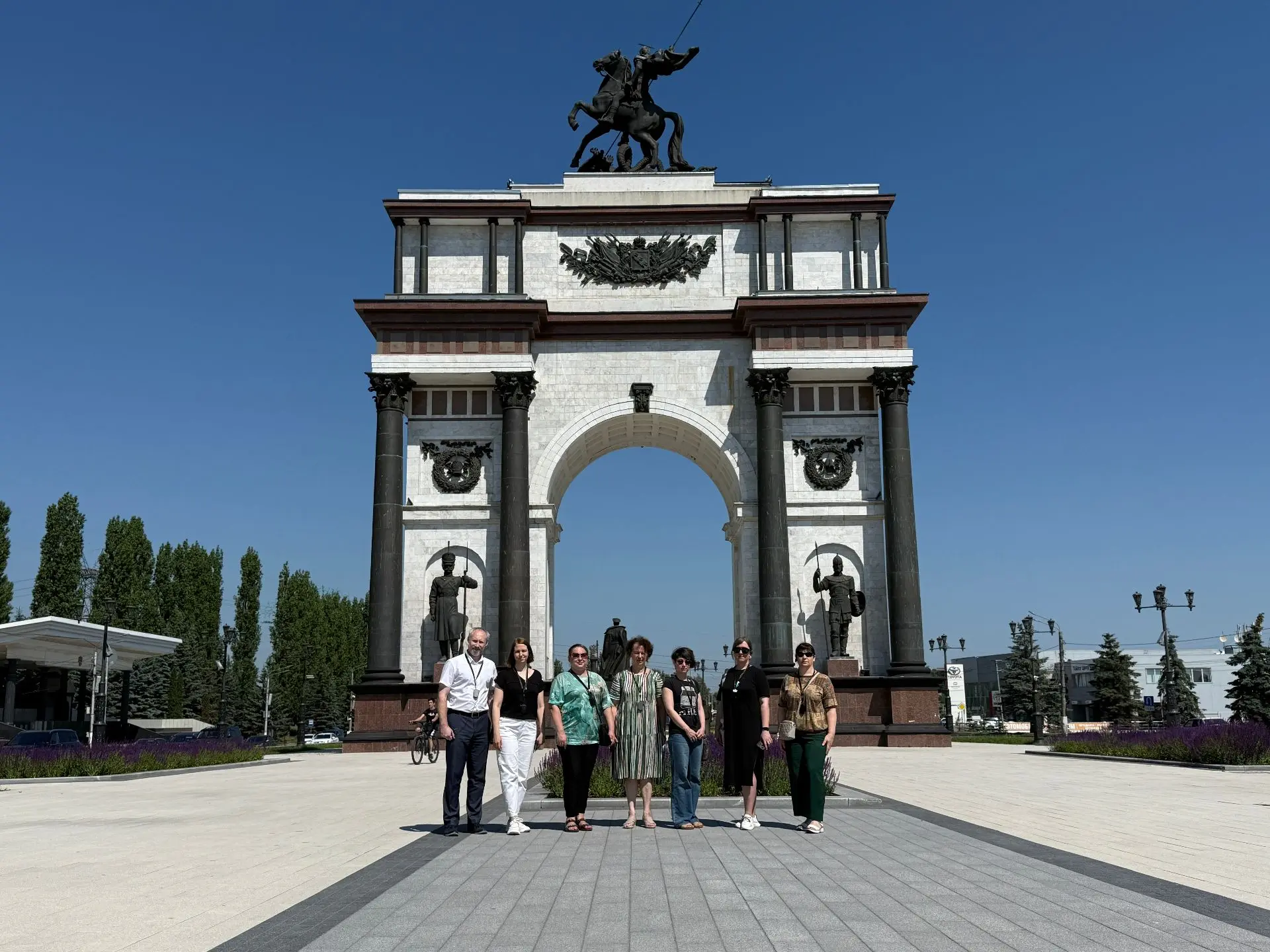 Провели экскурсию по парку «Патриот» для победителей нашей викторины  🎁

 📸 ТИЦ Курской области | 