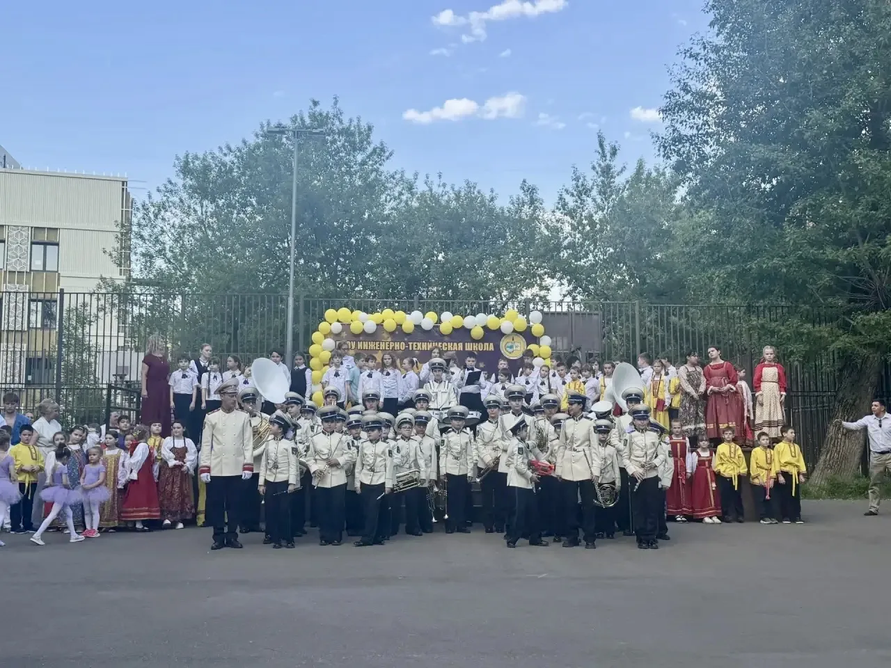 🎤 Отчётный концерт коллективов дополнительного образования ГБОУ ИТШ: праздник таланта и вдохновения 