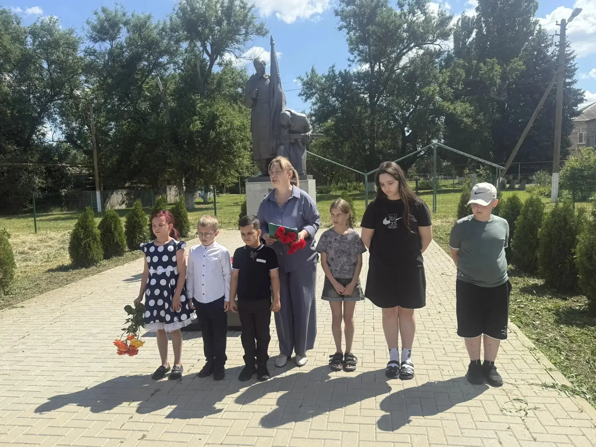«День памяти и скорби…» – этот день напоминает нам обо всех погибших в боях, замученных...