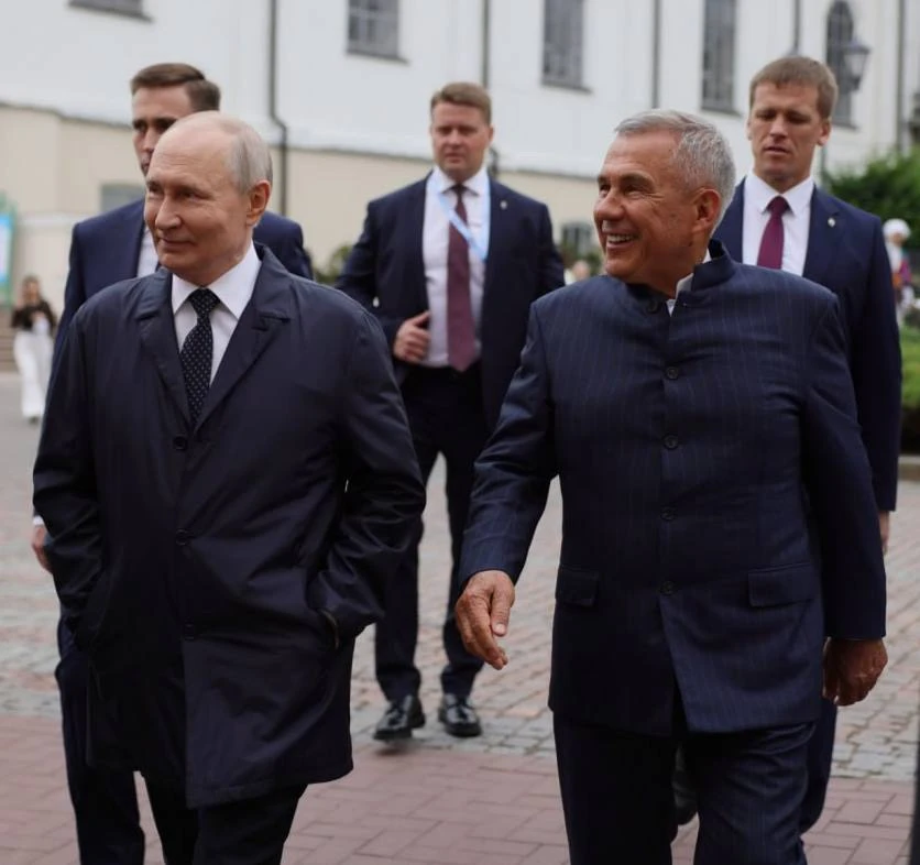 🛫 Владимир Путин завершил рабочий визит в Казань.

Рабочая программа президента на саммите Россия —