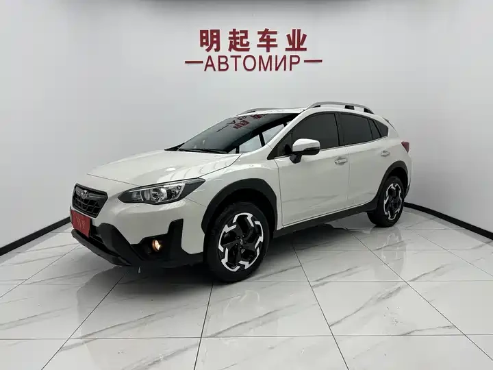 Японский надежный кроссовер! Subaru XV — полный привод, безопасность и богатая комплект...