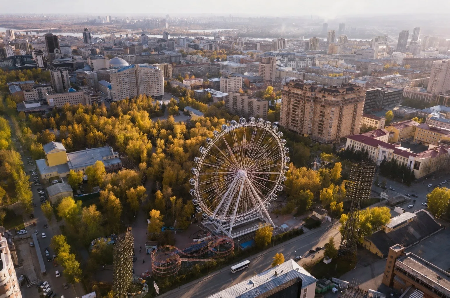 В Новосибирске появится 50-метровое колесо обозрения

В парке Центральный в Новосибирске собираются 