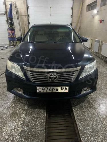 Предложение относится к публичному предложению автомобиля Toyota Camry 2013 года в Хант...