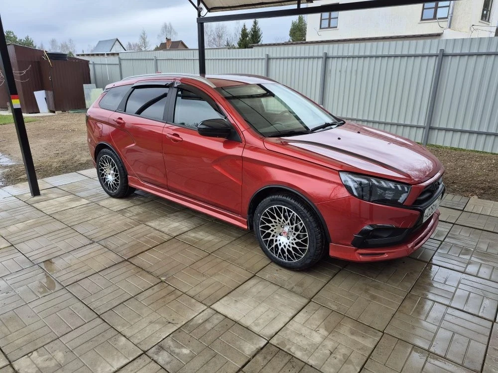 Наконец-то переобулся. Резина 215/55r17, диски 7.5j et35.