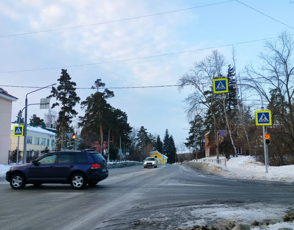 🚦На перекрёстке Ленина – Колыванова установят новые светофоры с таймерами  На следующей неделе на пе