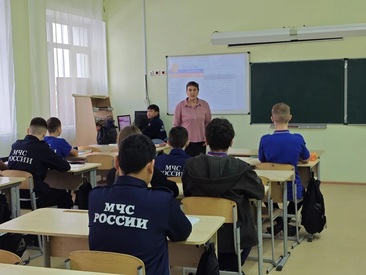 11 декабря в МКОУ "Приволжская СОШ №1"  прошел Всероссийский единый урок прав человека для обучающих