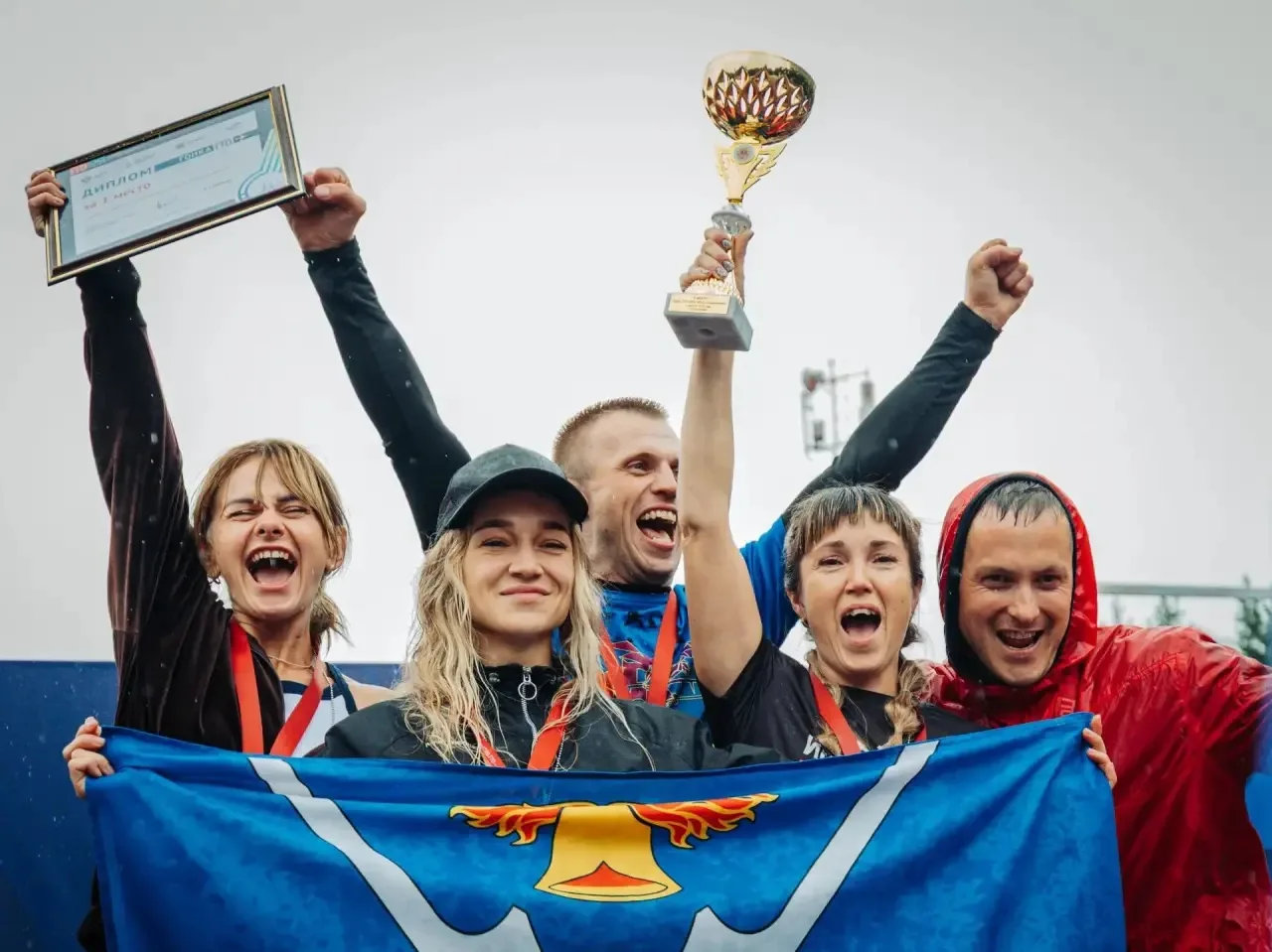 🔥 Более 300 физкультурников, 51 команда и свыше 2,5 километра испытаний!

В Свердловской области со