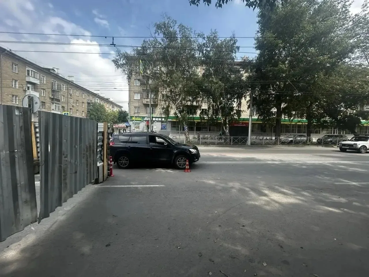 В Ленинском районе автомобиль сбил подростка на электросамокате

27 июля на улице Ватутина произошло